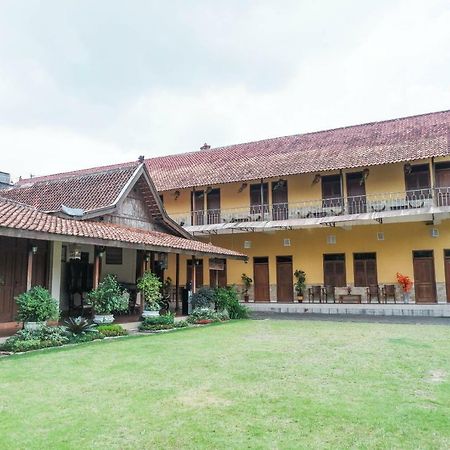 Oyo 405 Wisma Yosoputro Tanjungtirto Eksteriør billede